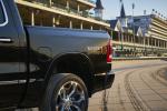 Dodge Ram 1500 Limited Kentucky Derby Crew Cab 2018 года